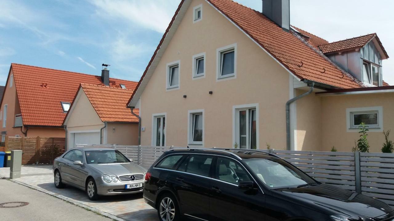 Mueller Residenz Zur S-Bahn Karlsfeld Hotel Bagian luar foto
